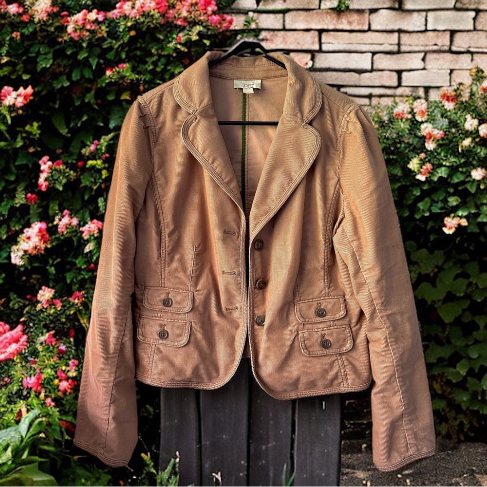 LOFT Tan Corduroy Jacket - Cloverleaf Lapel, Button-up, Great Condition Size 14
